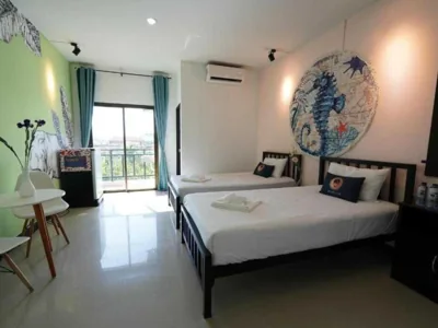 RQ Phuket Patong Beach by Collection O – 사진 2